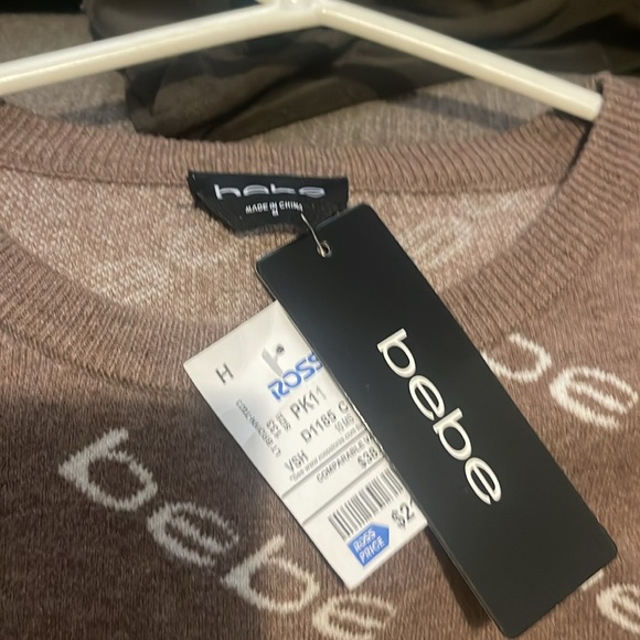 Bebe sweater nice and warm and stretchy. - Picture 3 of 4